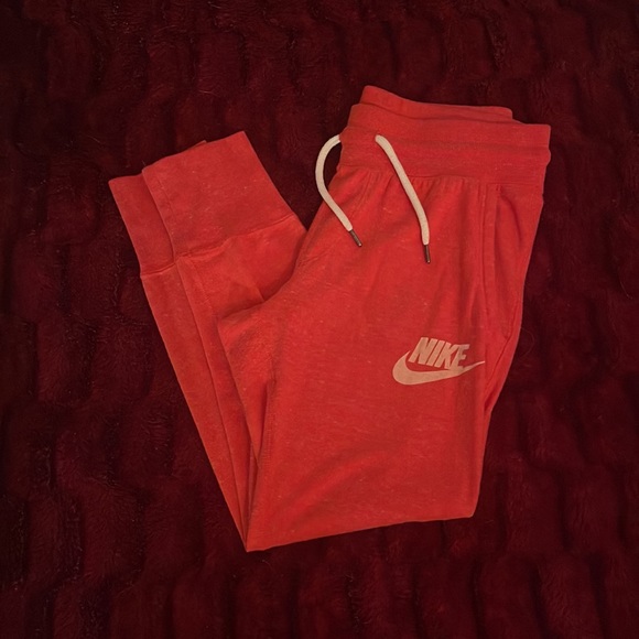 nike capri joggers red orange size xs with pockets vintage stretchy like new - Picture 1 of 5